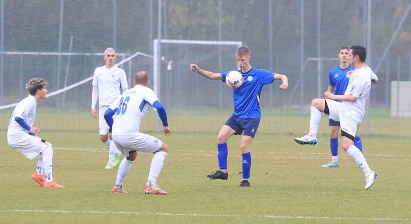 A dobogós csapatok tovább távolodnak az üldözőktől