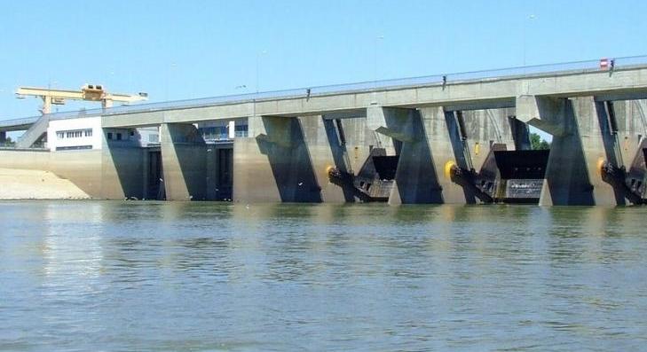 A Tisza-tó téli vízszintjének beállítása 