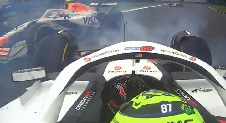 Bearmant és Lawsont is büntették az F1-es sprinten történt incidens után