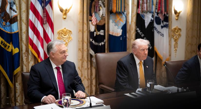 Donald Trump sokat elárult azzal, hová ültette Orbán Viktort
