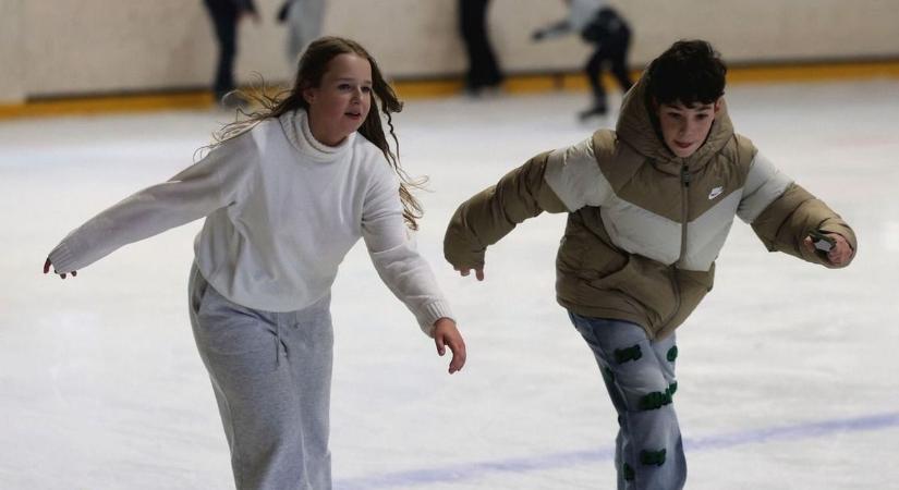 Jégpálya épül ott, ahol talán senki nem számított rá!