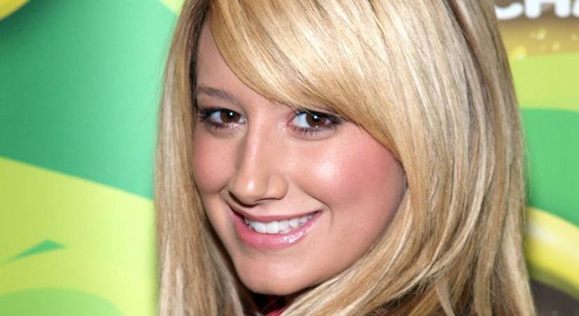 A High School Musical szőke Sharpay-ja volt: a 40 éves Ashley Tisdale mellett ma már elmennél az utcán