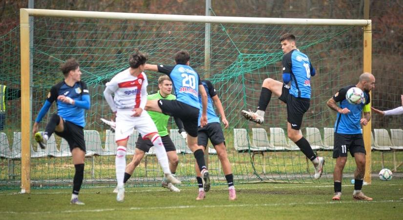 FC Hatvan: hiába a vezetés, a két perc alatt kapott két gól döntött