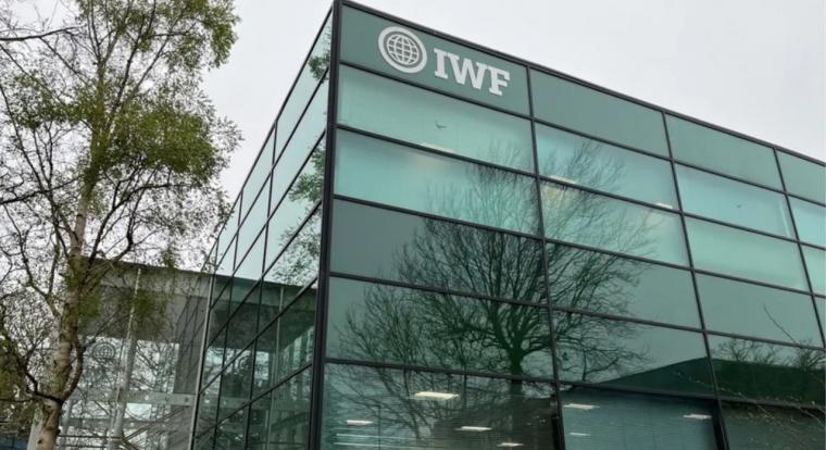 Európa digitális dilemmája - pornográfia, gyermekvédelem és magánélet