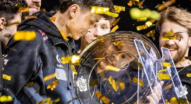 Stewie2k a múlté, ismerjétek meg Stewie30k-t!