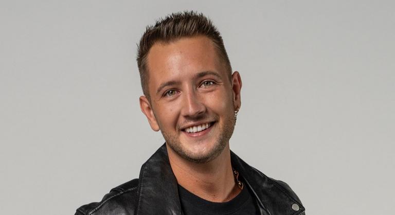 Zámbó Jimmy és a nők előtt tiszteleg új lemezével Péter Srámek