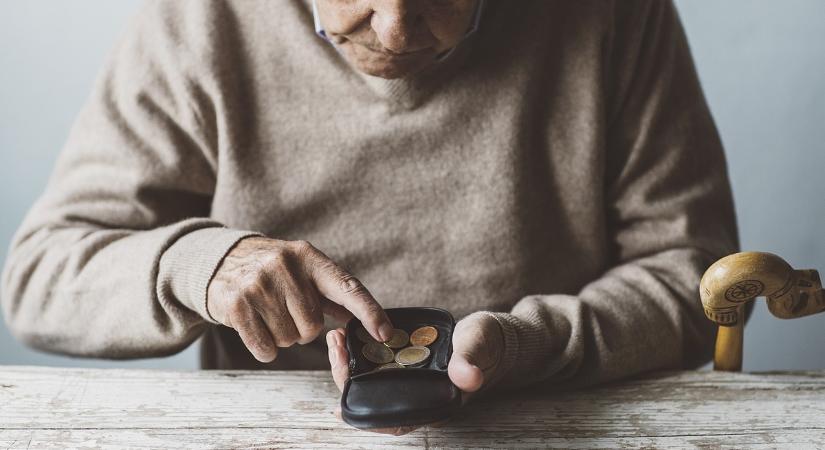 Idős betegtől lopott milliókat egy szociális intézmény vezetője