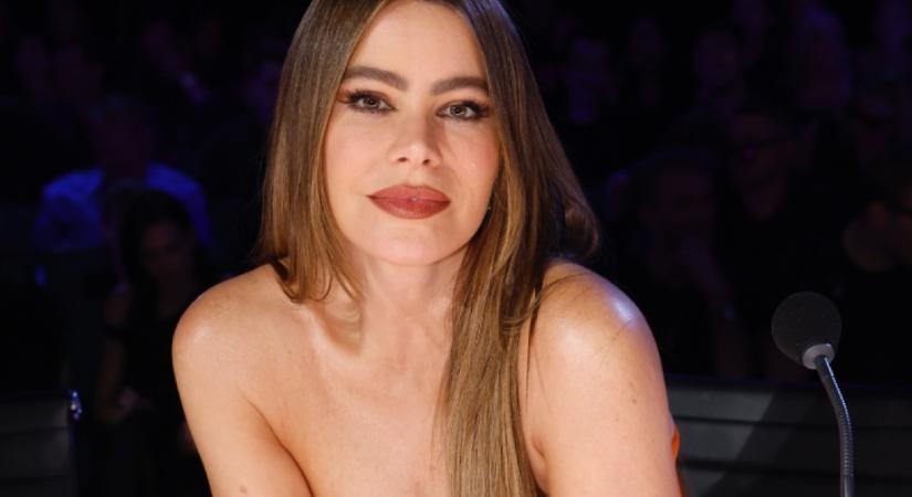 Sofía Vergara ritkán látott húga messze túlszárnyalja nővérét: a 37 éves Sandra igazi bombázó, elképesztő köztük a hasonlóság