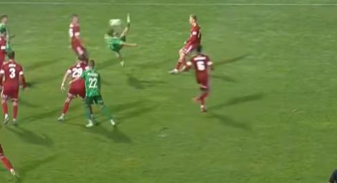 Ollózva rúgta élete első gólját a Paks 17 éves támadója