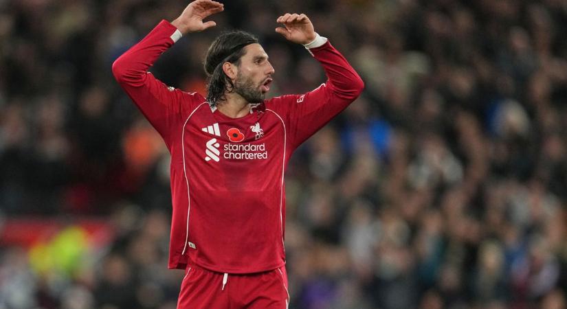 „Szoboszlai Dominik az új Steven Gerrard? Na tűnj a szemem elől” – nehezen viselte az angol riporter a Szoboszlai-imádatot (VIDEÓ)