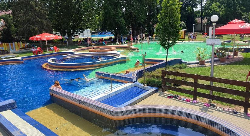 Fürdőnyitások, alföldi fürdőfejlesztés és egy remek élményfürdős lehetőség