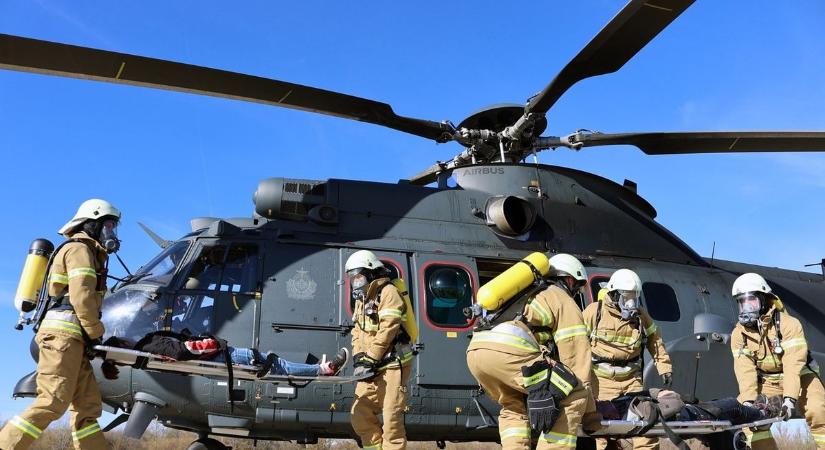 Drónnal ütköző helikoptert mentettek a pápai légibázison ( videó)