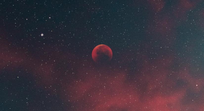 Napi horoszkóp, 2025.11.09.: A Kos ne tervezzen semmit, mert a napja tele lesz váratlan eseményekkel