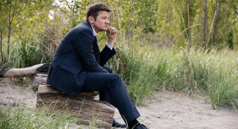 Jeremy Renner reagált az őt ért zaklatási vádakra