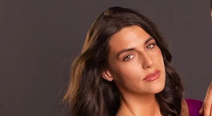 Azta! Szexi popsija kivillan a hálós ruha alól a Kísértés sztárjának