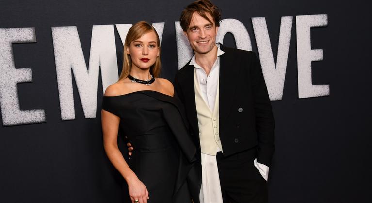 Jennifer Lawrence megszólalt a Robert Pattinsonnal forgatott szexjelenetről