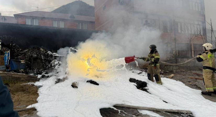 Dagesztánban lakóházra zuhant egy turistákat szállító helikopter: négyen meghaltak