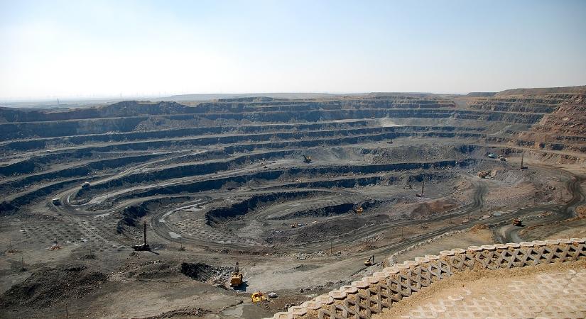 Gallium, germánium, antimon – Kína új döntése felrázhatja a félvezetőpiacot!