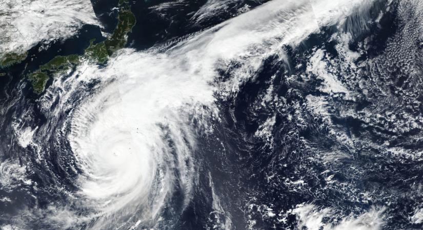 Egyik tájfun ment, szupertájfun érkezik helyette