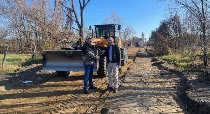 Új út épül a hajdú-bihari településen – látványosan megújul a környék
