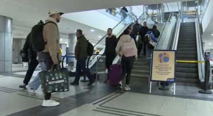 Mozgólépcsők nélkül maradt Budapest egyik legforgalmasabb buszpályaudvara