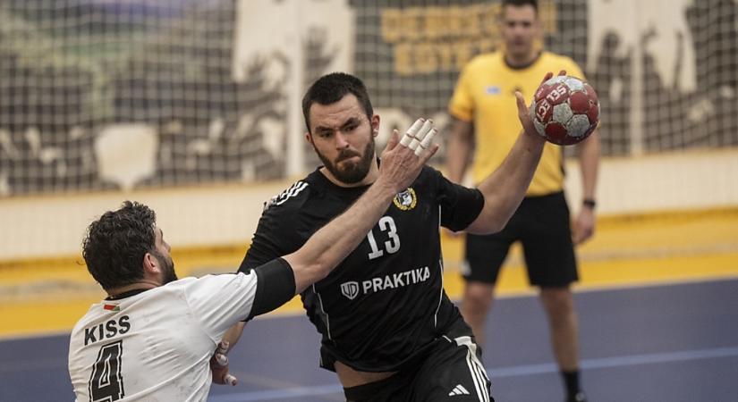 Férfi kézilabda: pazar hangulatot és döntetlent hozott a DEAC-nak a rangadó