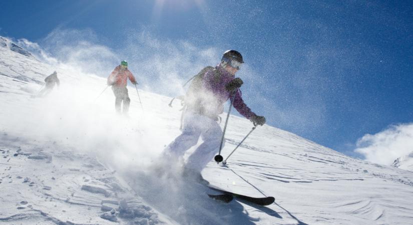 Egyre több magyar tervezi így a családi síelését ebben a szezonban: rengeteget spórolnak ezzel a trükkel