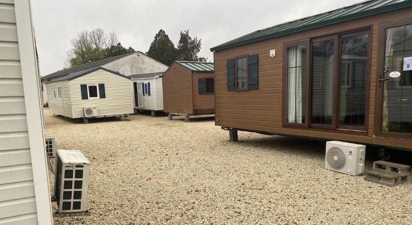 Több mint száz látogató a mobilházak nyílt napján – fotók