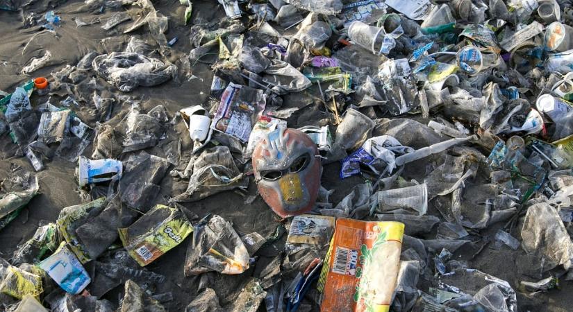 Így csinálnak szemétből akkumulátort