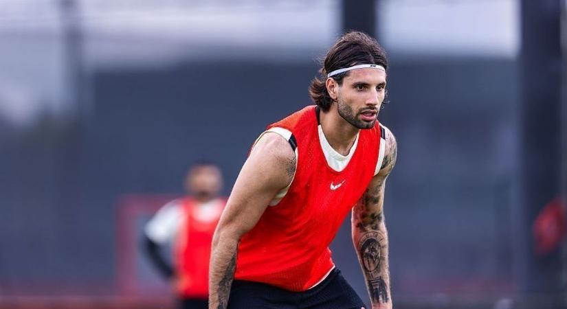 Szoboszlai Dominik így készül a Manchester City ellen – Ismét előkerült a medicinlabda és a hónap játékosa díj