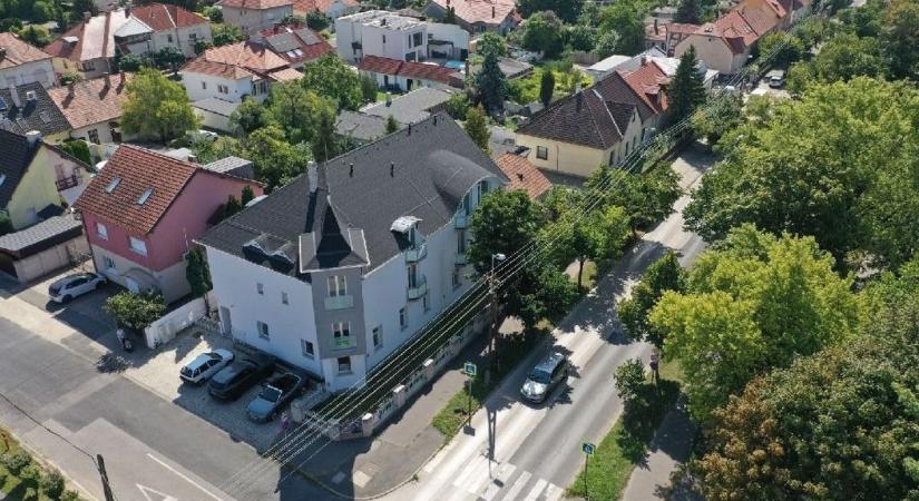 Tizennyolc szobás panzió eladó Győrben, nézze meg belülről is! Mutatjuk, mennyiért adják!