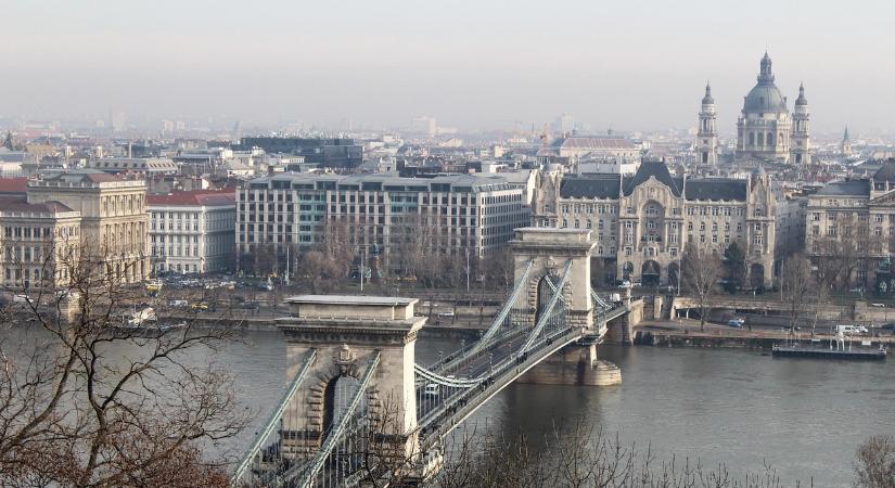 Időjárás: nyirkos, ködös idővel kezdődik a következő hét