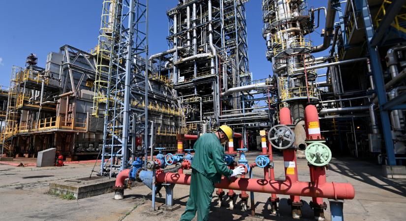 Hernádi ellentmondott Orbán sejtetésének és leszögezte, hogy nem volt szabotázs Százhalombattán