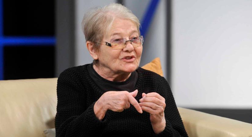 Kirobbant a botrány a Törőcsik Mariról szóló darab körül – dühös közönség, magyarázkodó színház