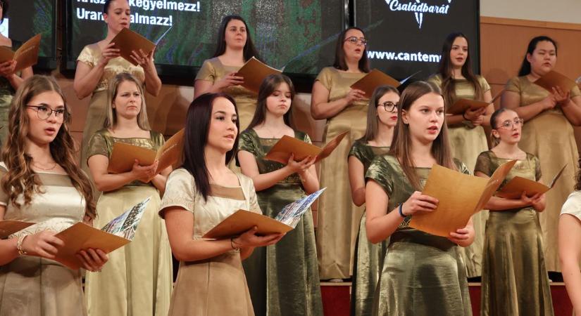 A Pro Musica és a Cantemus Vegyeskar hangversenye (fotógaléria)