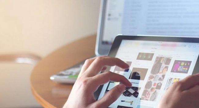 Internetes vásárlás – kényelmes megoldás, de sok a buktató: mire figyeljünk rendelés előtt?