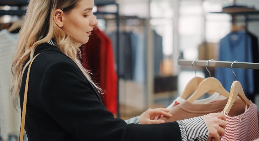 Végkiárusítás: az utolsó megmaradt boltját is bezárja a népszerű ruhamárka