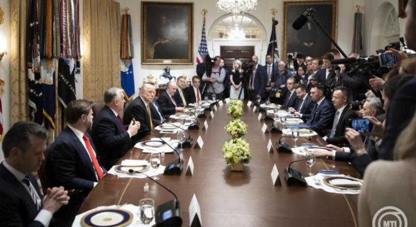 Pénzügyi védőpajzsot kapott Magyarország Amerikától