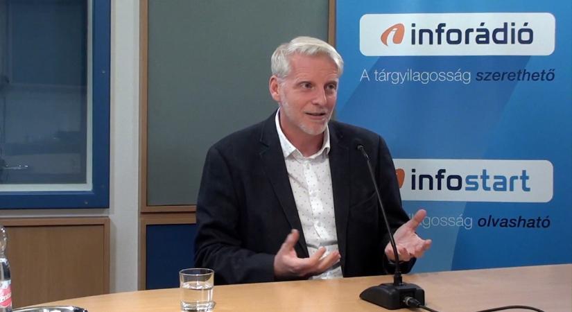 Pompor Zoltán: van visszaút az internetes olvasási szokásoktól a fókuszáláshoz, a könyvek olvasásához