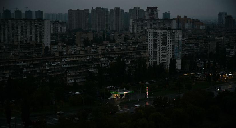 Több mint 12 órás rendkívüli áramszünet sújtotta Kijevet