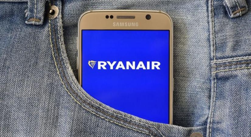 Digitális átállás a Ryanairnél, a szegedi utasoknak is fel kell készülniük