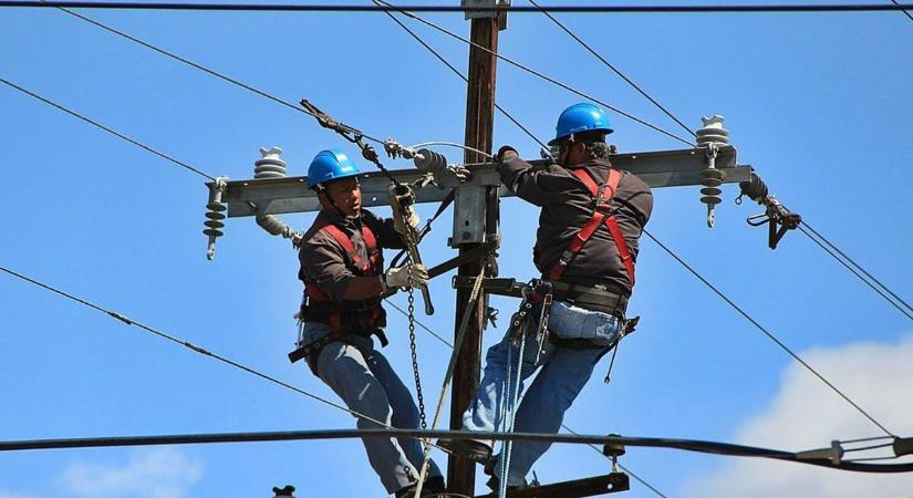 A hét valamennyi munkanapján áram nélkül maradnak az egyik zalai település lakói! A szolgáltatás máshol is szünetelhet!