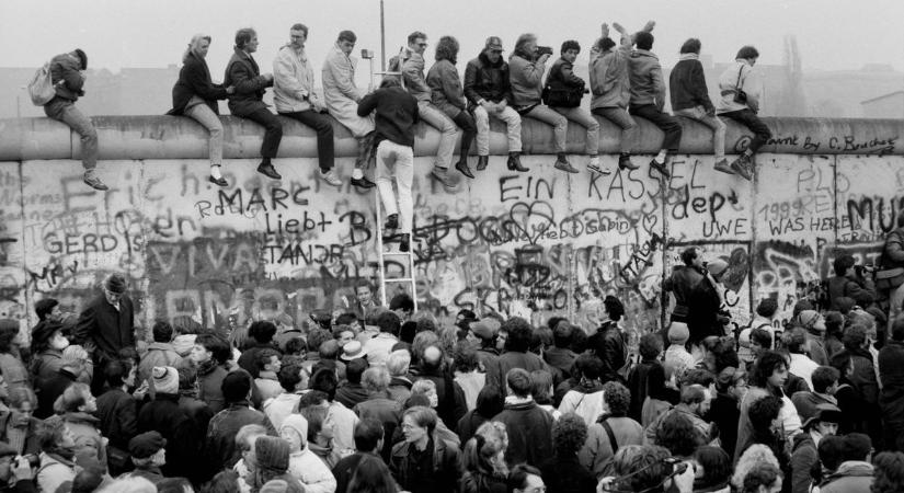 A berlini fal, ami kettévágta a világot – galéria