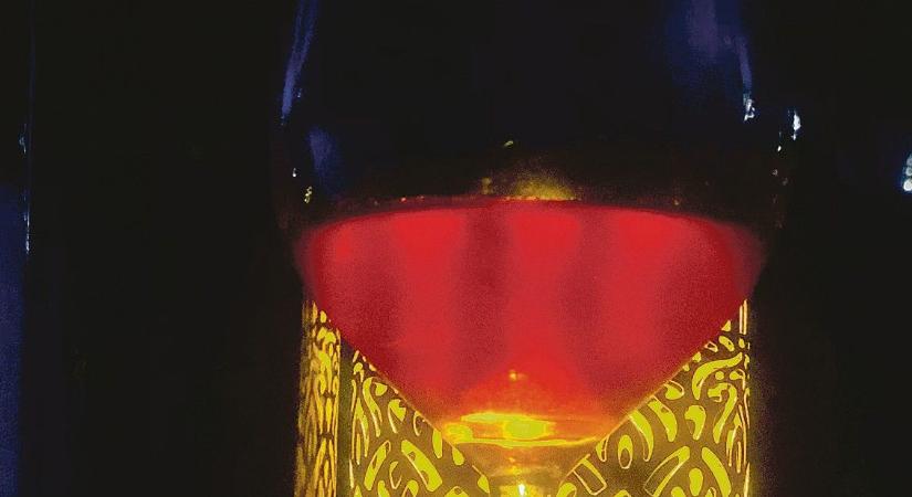 Feketemuskotály – Tünde és Ledér