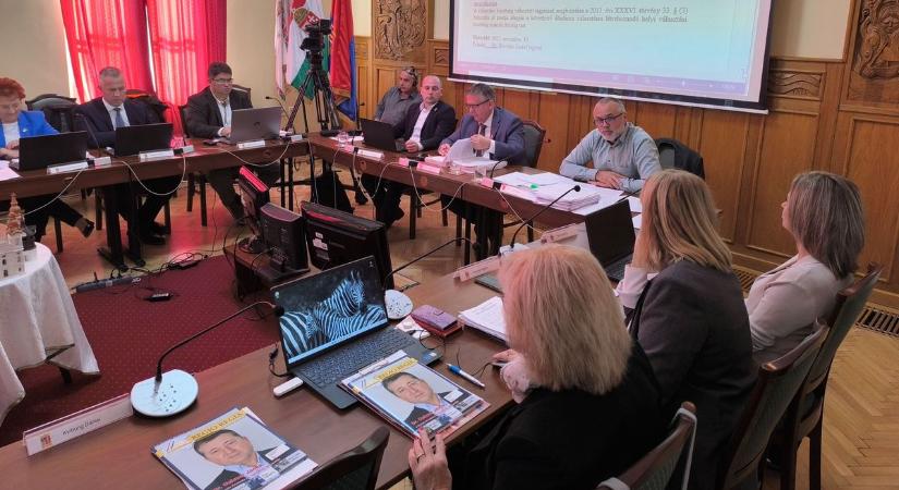 Cica-homok bányató: így lépett a tatai önkormányzat