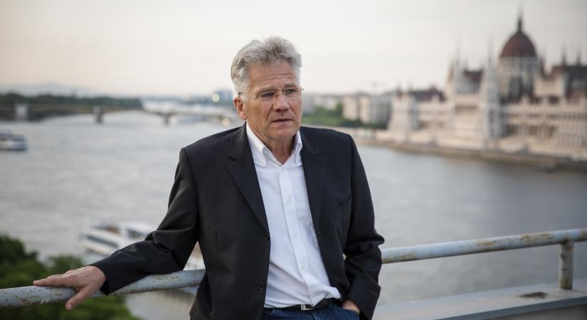 Bölöni László a HVG-nek: Nagyon sok mindent csináltam Ronaldóval, amíg Ronaldóvá nem vált