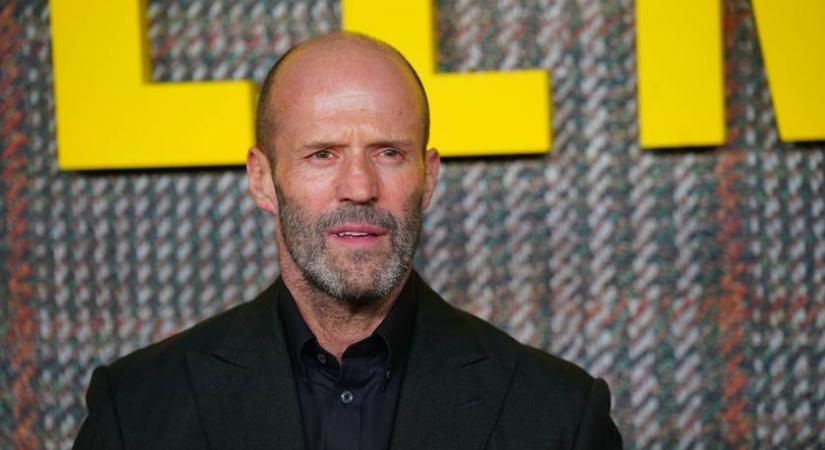 Jason Stathamre rá sem ismernél rövid hajjal: fiatalon egészen más karrierre vágyott