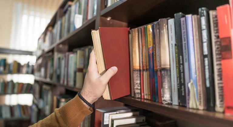 Jeff Bezos trükkjét tanítják az ELTE-n: ez kell a milliárdosoknak