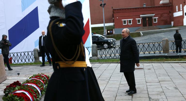 Tizenegy éves kislány hozta váratlan helyzetbe Vlagyimir Putyint, amiért sebesült nagybátyját a frontra küldték