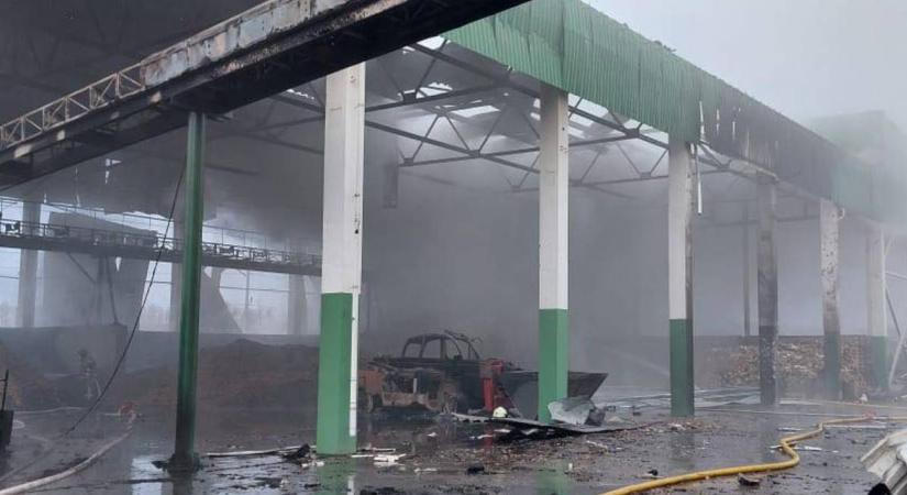 Orosz dróntámadás érte Ukrajna első biomaszával működő nagy hőerőművét